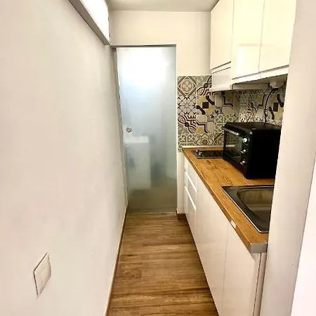 Great 300m From The Apartment *